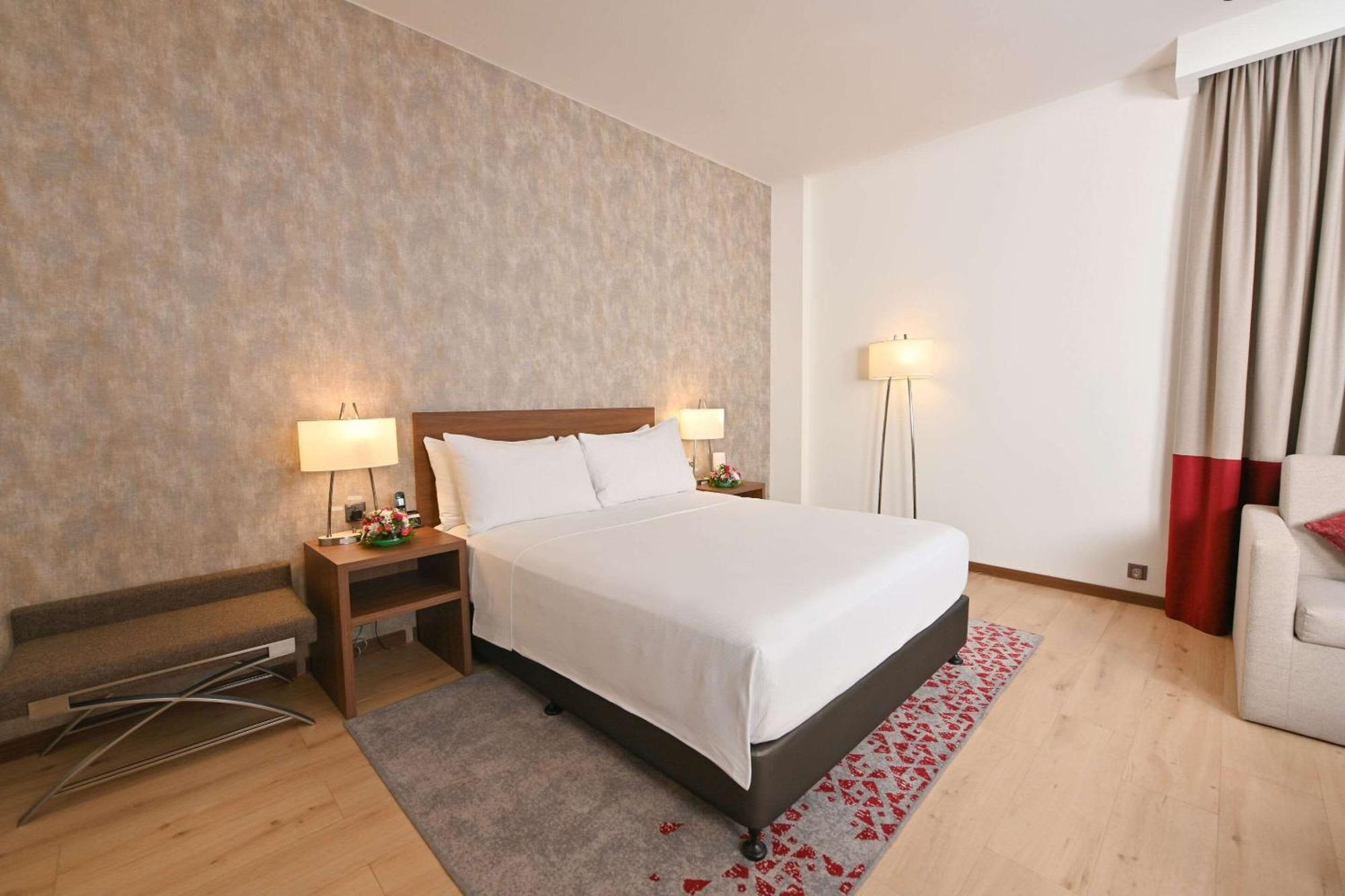 Comfort Hotel Jeddah King Road Exteriér fotografie
